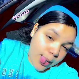 Meet your Posher, Valarie